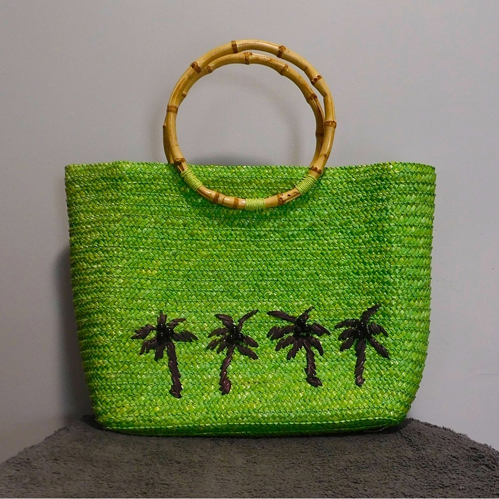 VINTAGE REDfish Designs large straw tote